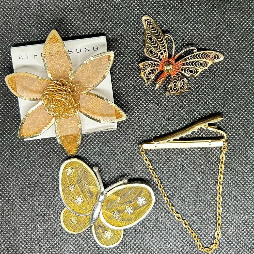 Alfred Sung Gold and Silver Butterfly Brooch Set with tie clip